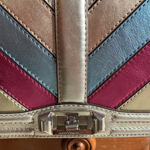 Rebecca Minkoff metallic chevron crossbody/shoulder bag - Picture 4 of 12